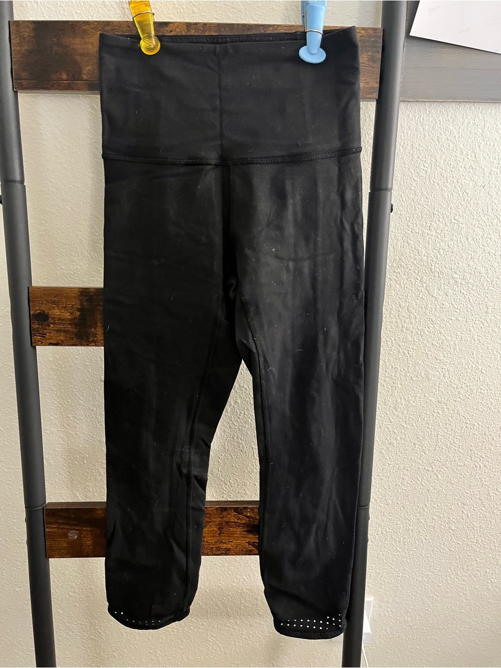 Women’s lululemon High-Waist Black crop Leggings